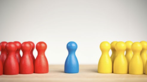 Influence of conflicts of interest on public positions in the COVID-19 era, the case of Gilead Sciences